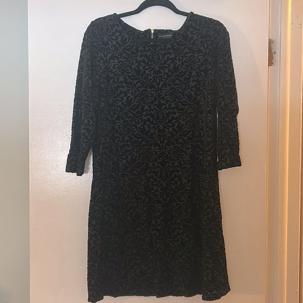 Adrienne Vittadini Black Velour Dress M